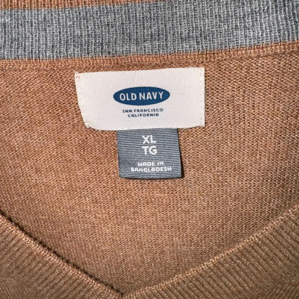 Old‎ Navy Men XL V Neck Brown Sweater Pullover Long Sleeve